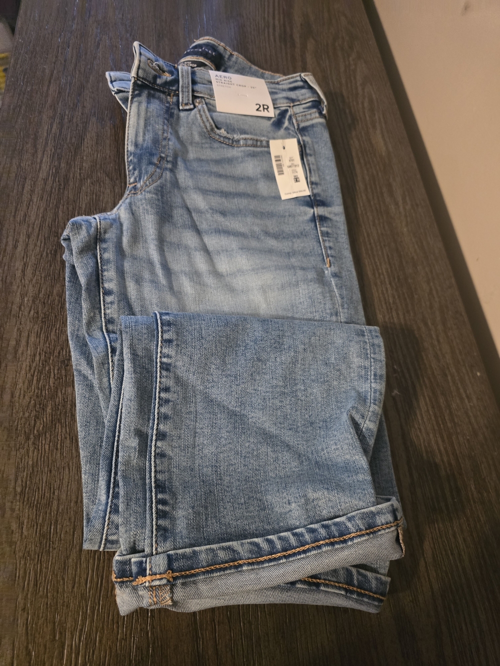 Aeropostale Light Wash Cropped Ankle Jeans